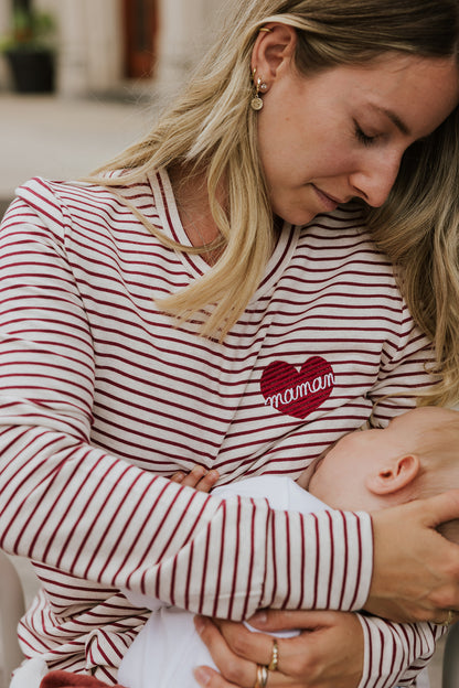 Chandail d'allaitement "maman" design cœur