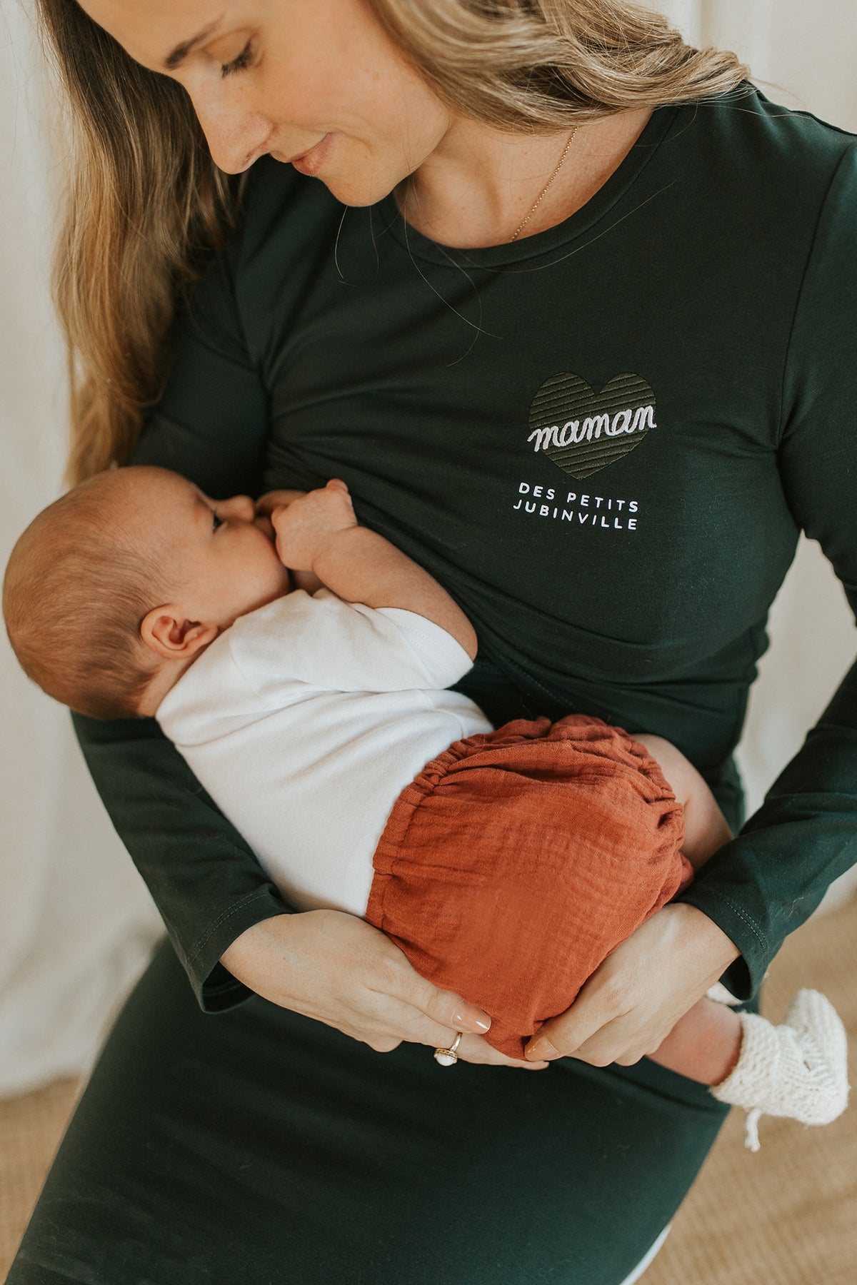 Robe d'allaitement maman personnalisée brodée – Balloune Design