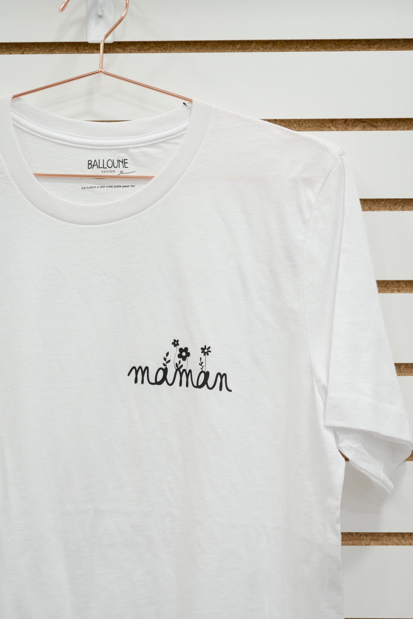 *prêt-à-partir* T-shirt design fleuri "MAMAN" Blanc - L unisexe