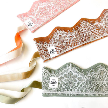 *prêt-à-partir* Couronne de fête réversible avec dentelle